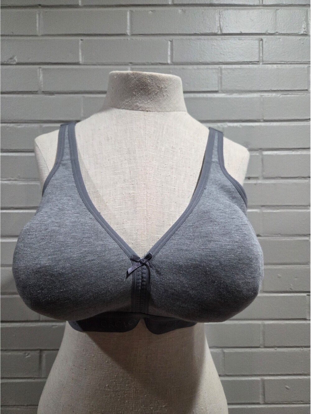Cacique Unlined Full Coverage No Wire bra 42D